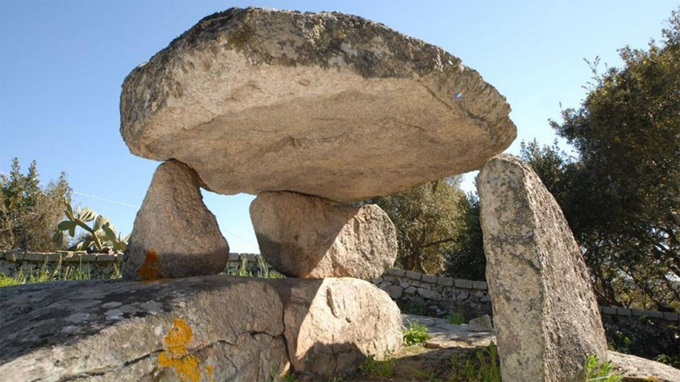 dolmen