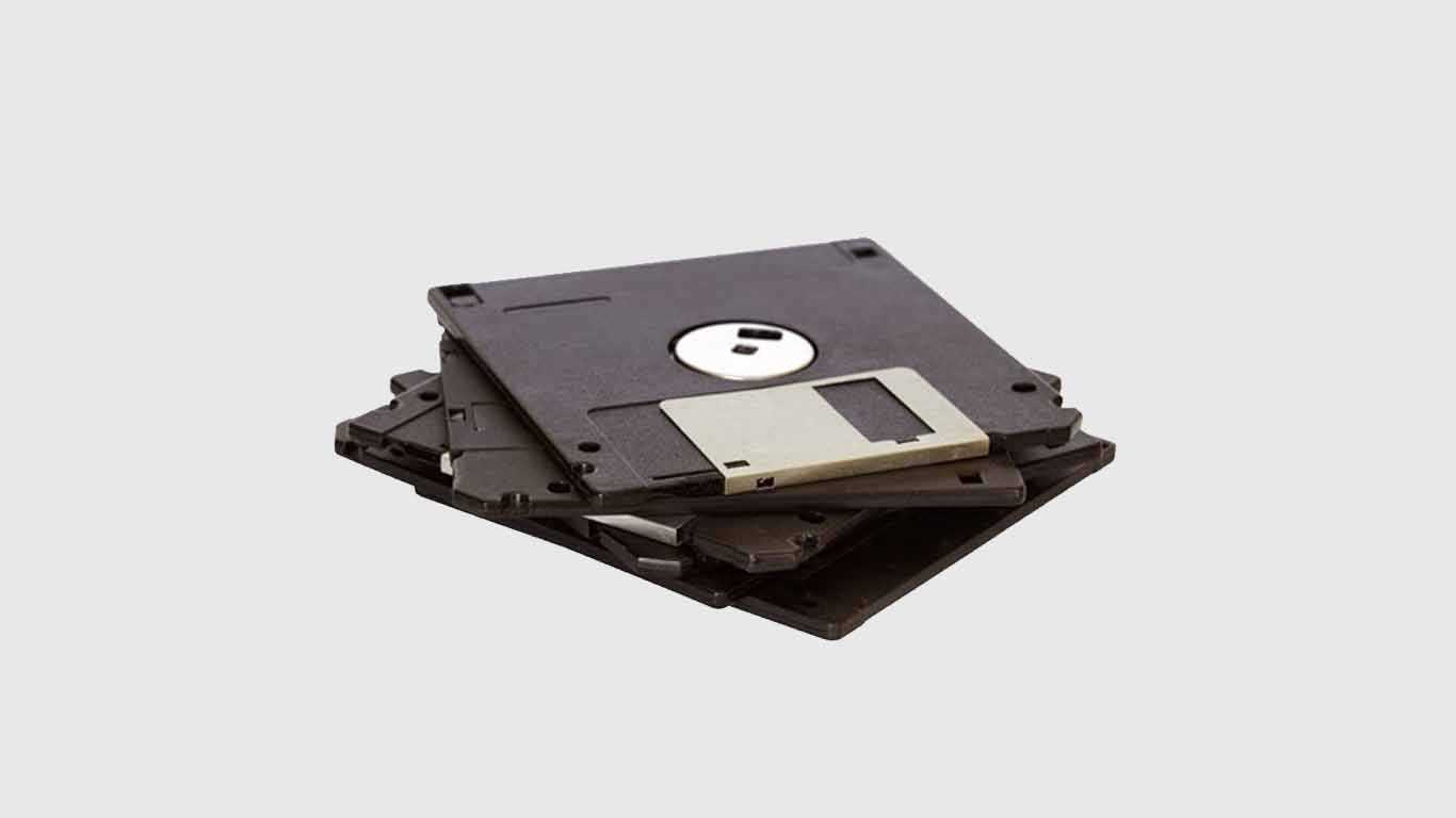 Floppy Disk (Disket)