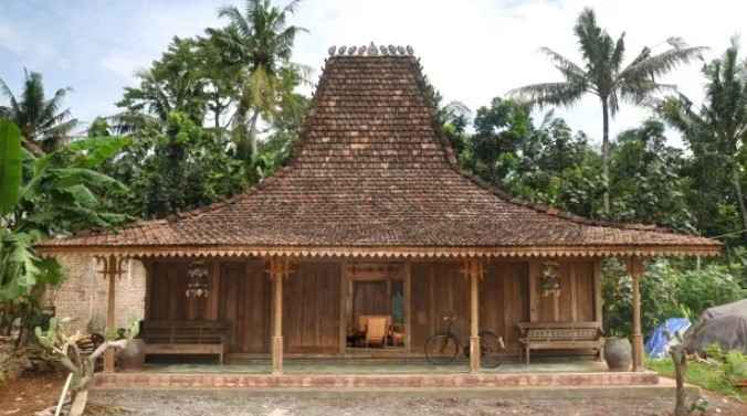 Rumah Joglo Sinom