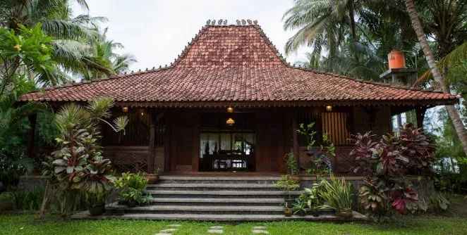 rumah adat joglo