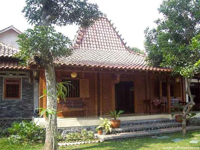 rumah adat limasan