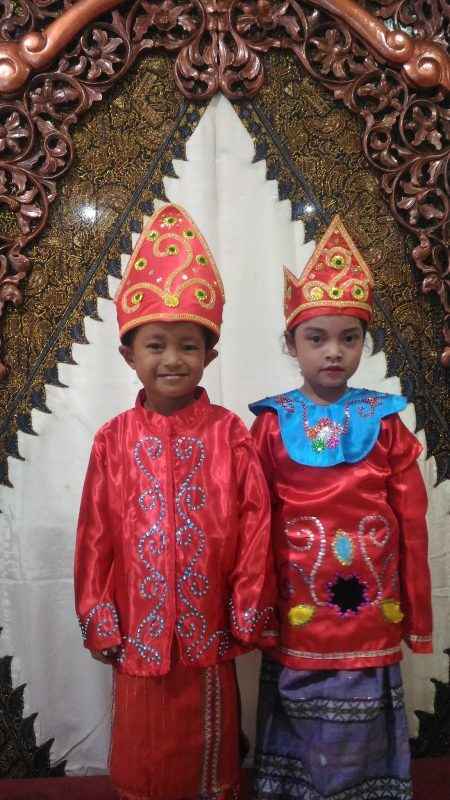 Pakaian Adat Anak-Anak Riau