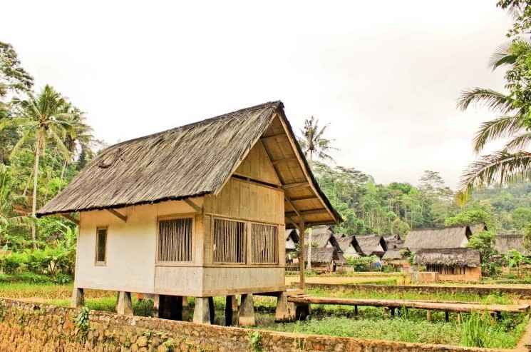 Rumah Adat Buka Pongpok