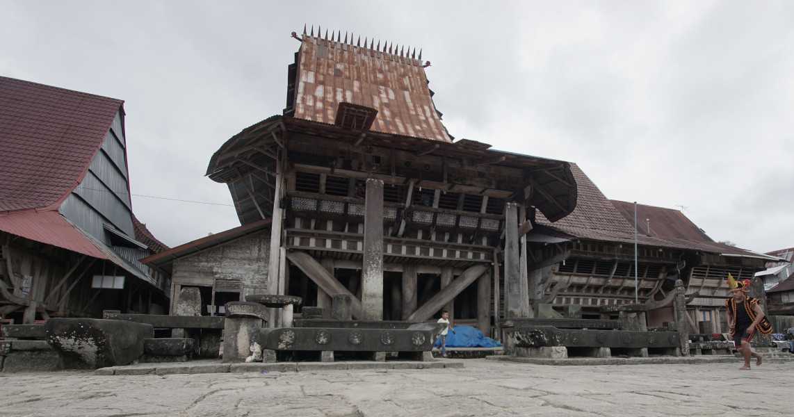 Rumah Adat Nias